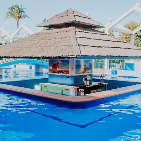 아파트 Vive Apartamento Benal Beach 902 Vistas Al Mar, Parque Acuatico *